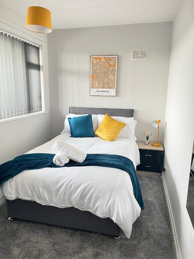 Hilltop Place Suites Near Doncaster Racecourse Luaran gambar